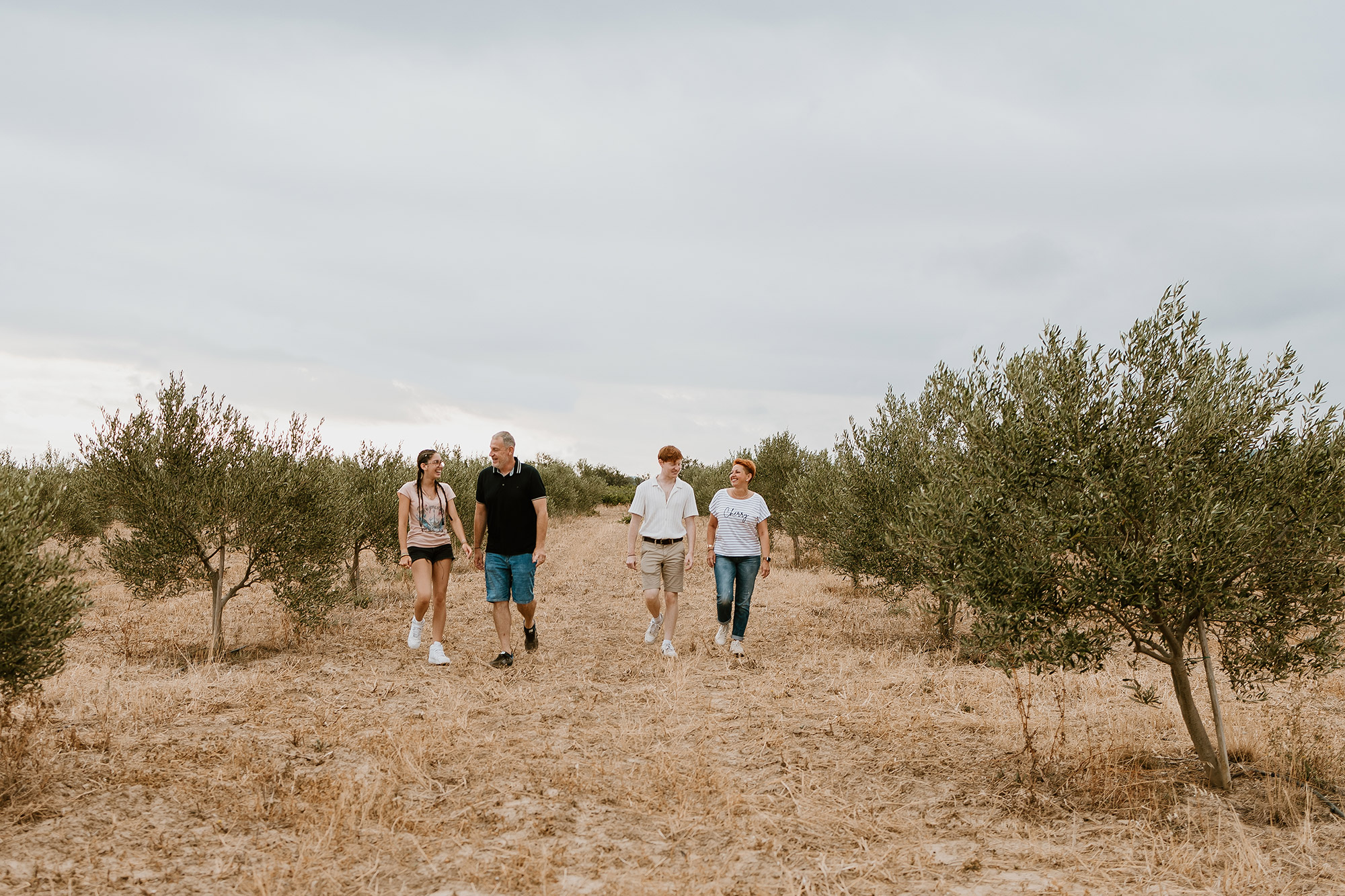 Famille dans la vigne